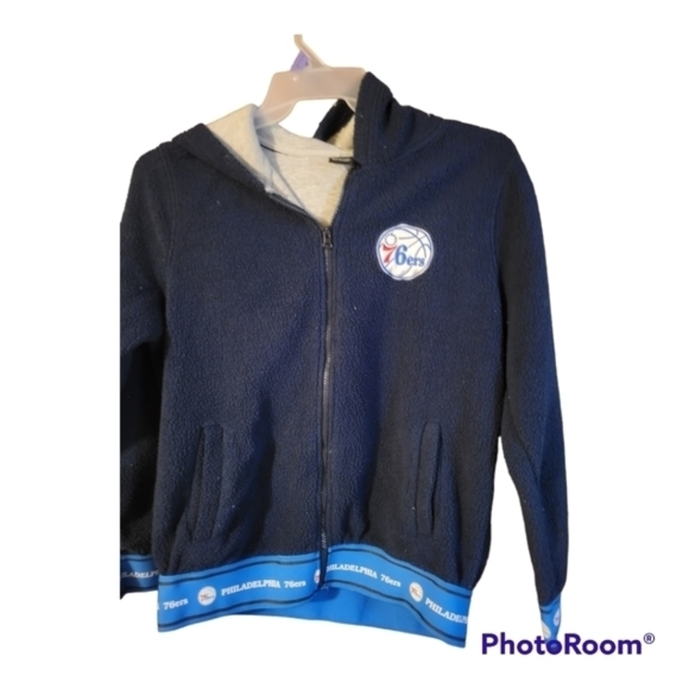 NBA Ultra Game Vintage 70s Fleece Patch 76ers Jacket Men size Med. RARE.